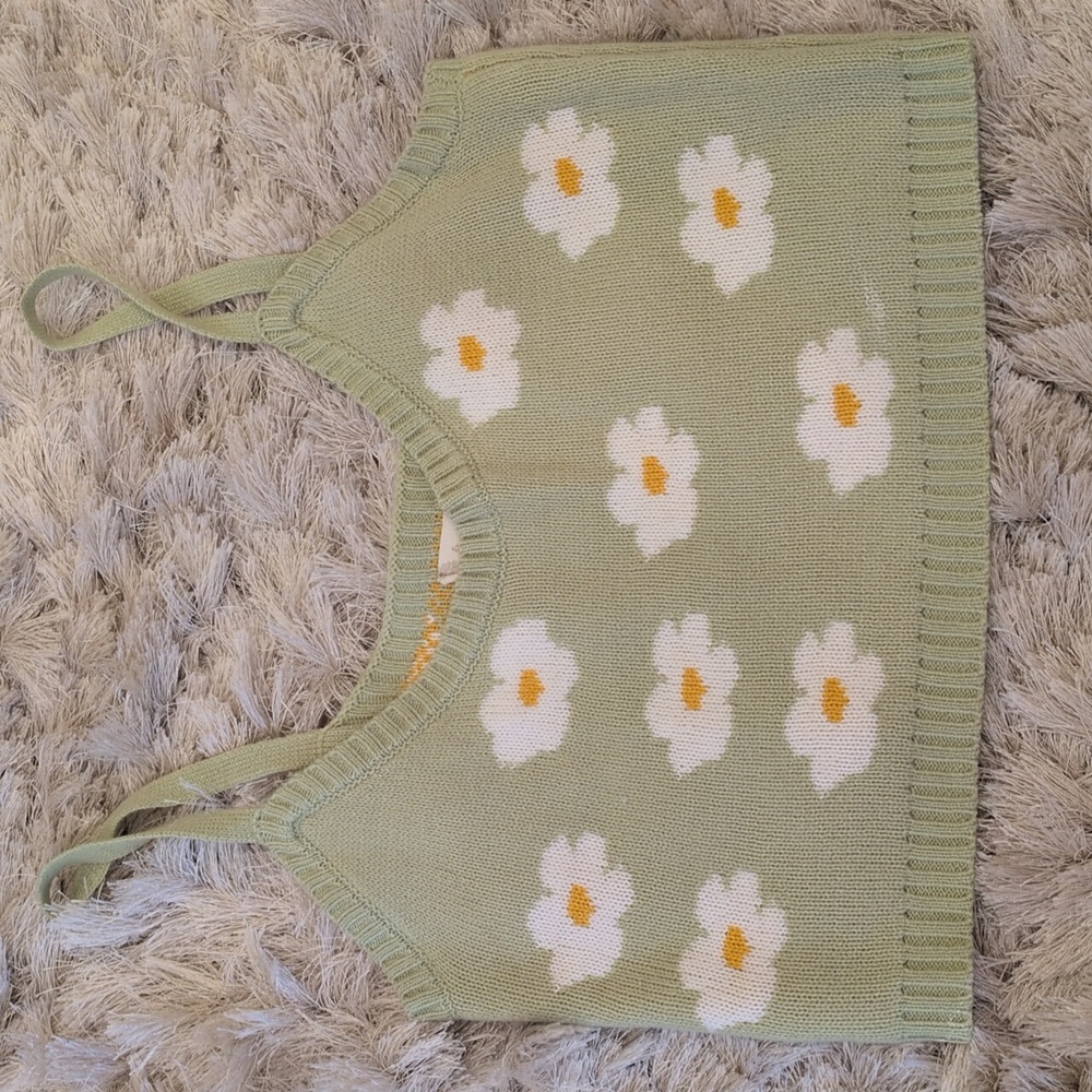 Altar'd State Sage Green Floral Daisy Knit Tank Large
